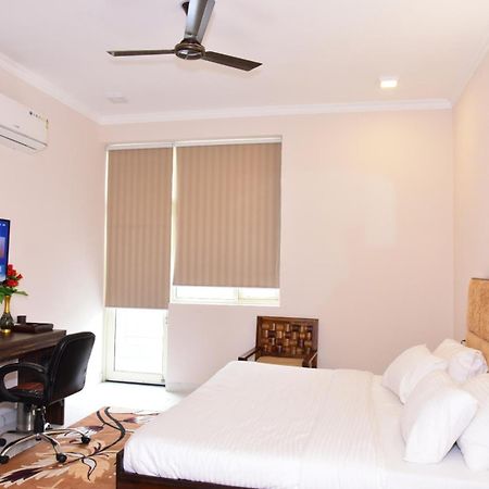 Arkaya Inn Gurgaon Extérieur photo