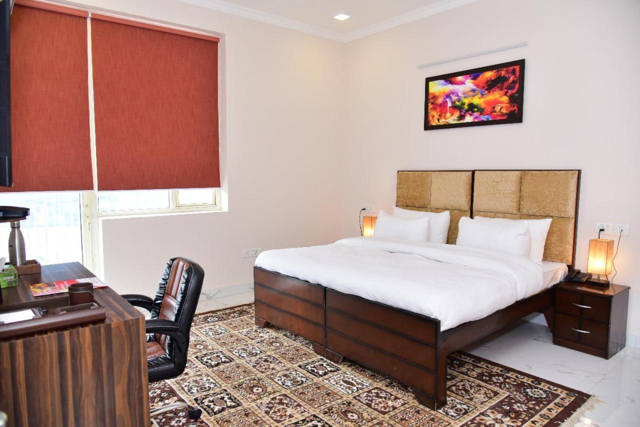 Arkaya Inn Gurgaon Extérieur photo
